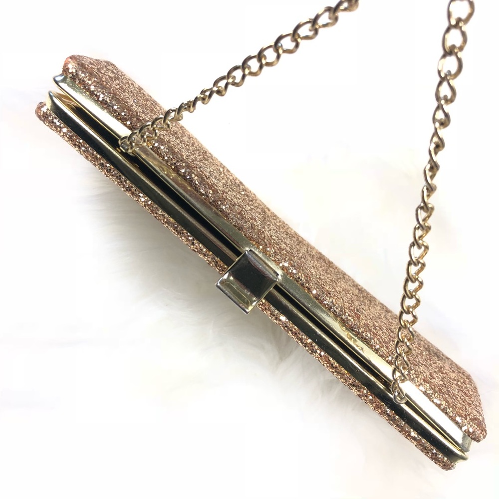 💕✨HP✨💕 Gold Glitter Clutch Bag - Picture 3 of 5